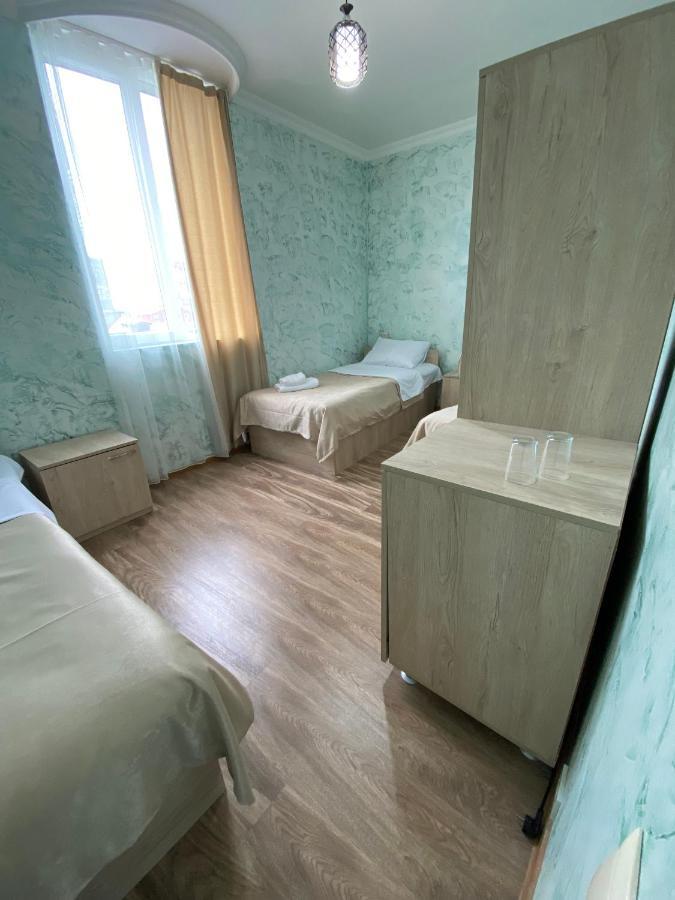 Holiday House Chkonia Hotel Batumi Ngoại thất bức ảnh