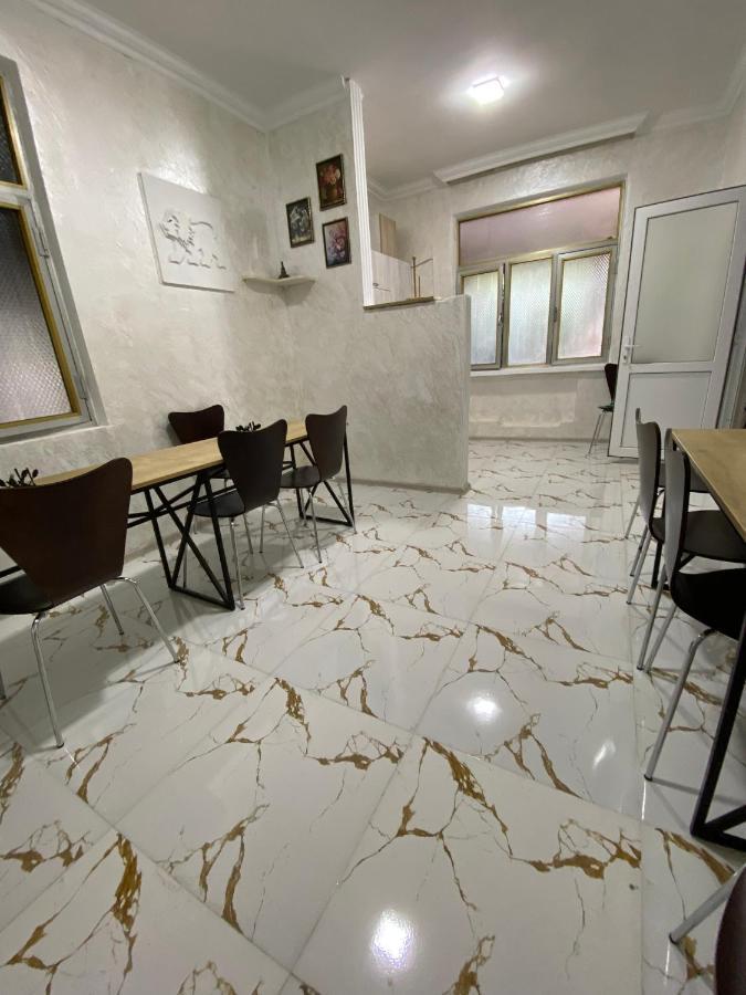 Holiday House Chkonia Hotel Batumi Ngoại thất bức ảnh