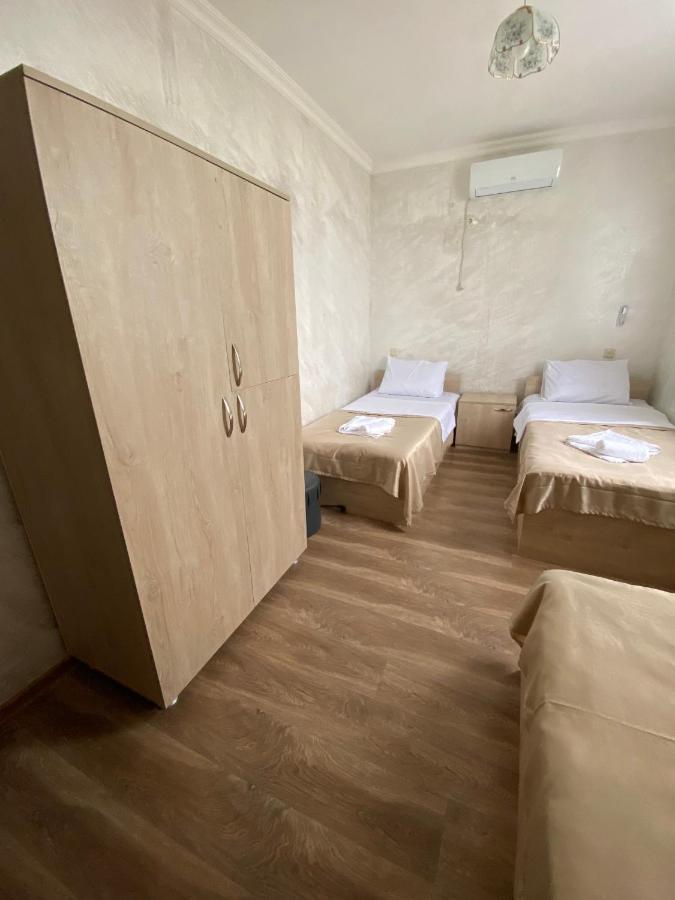 Holiday House Chkonia Hotel Batumi Ngoại thất bức ảnh