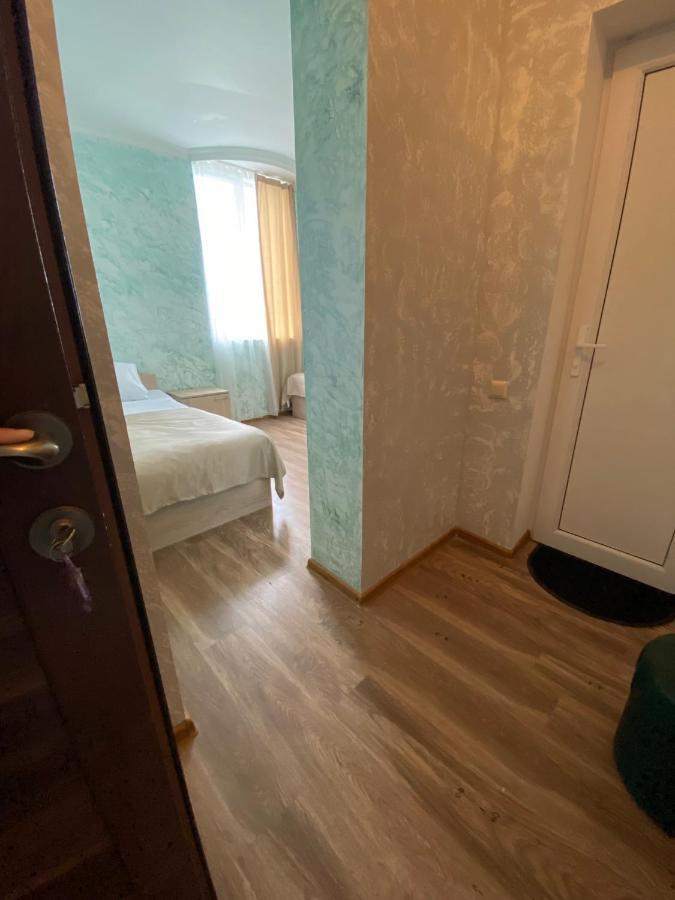Holiday House Chkonia Hotel Batumi Ngoại thất bức ảnh