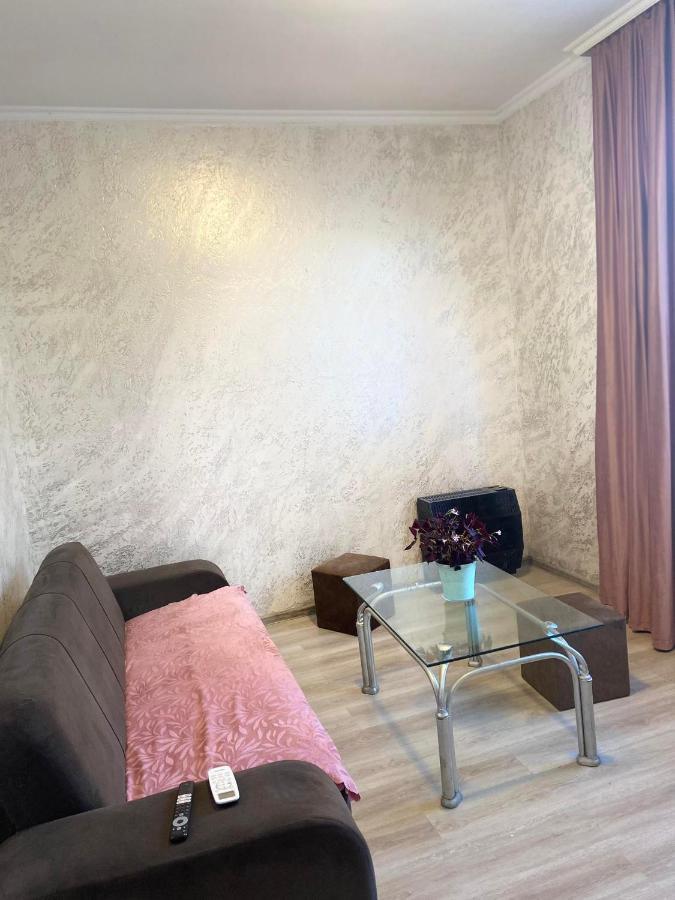 Holiday House Chkonia Hotel Batumi Ngoại thất bức ảnh